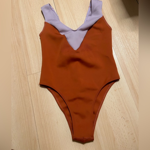 Seea one piece - Picture 1 of 3